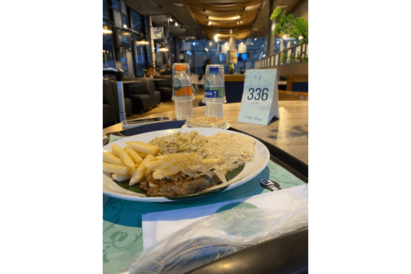 comer de graça no aeroporto de Recife